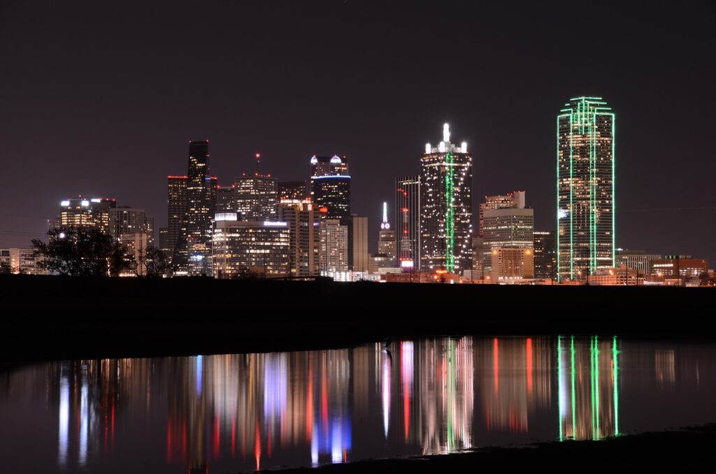 dallas skyline, night lights, reflection-5481023.jpg